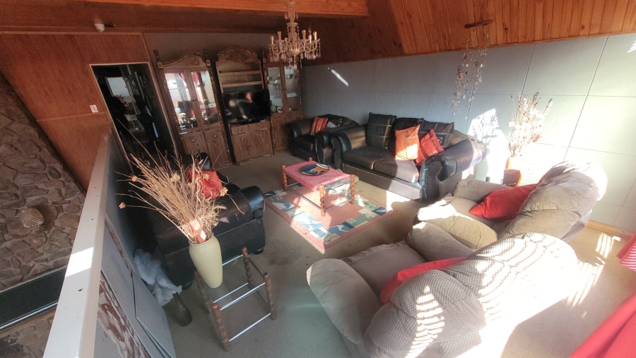 5 Bedroom Property for Sale in Wilkeville North West